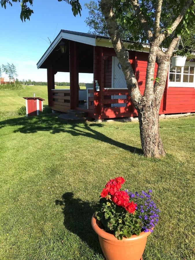 Valla Stuga Kristinehamn Buitenkant foto